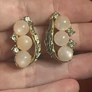 Vintage Pale Pink Moonglow Earrings with Rhinestones STAR